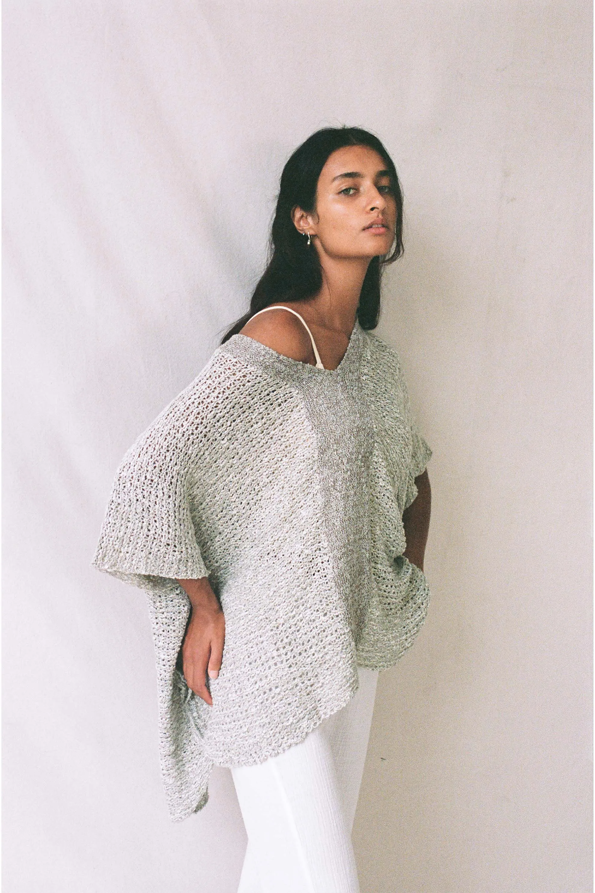Mökki Poncho Stone
